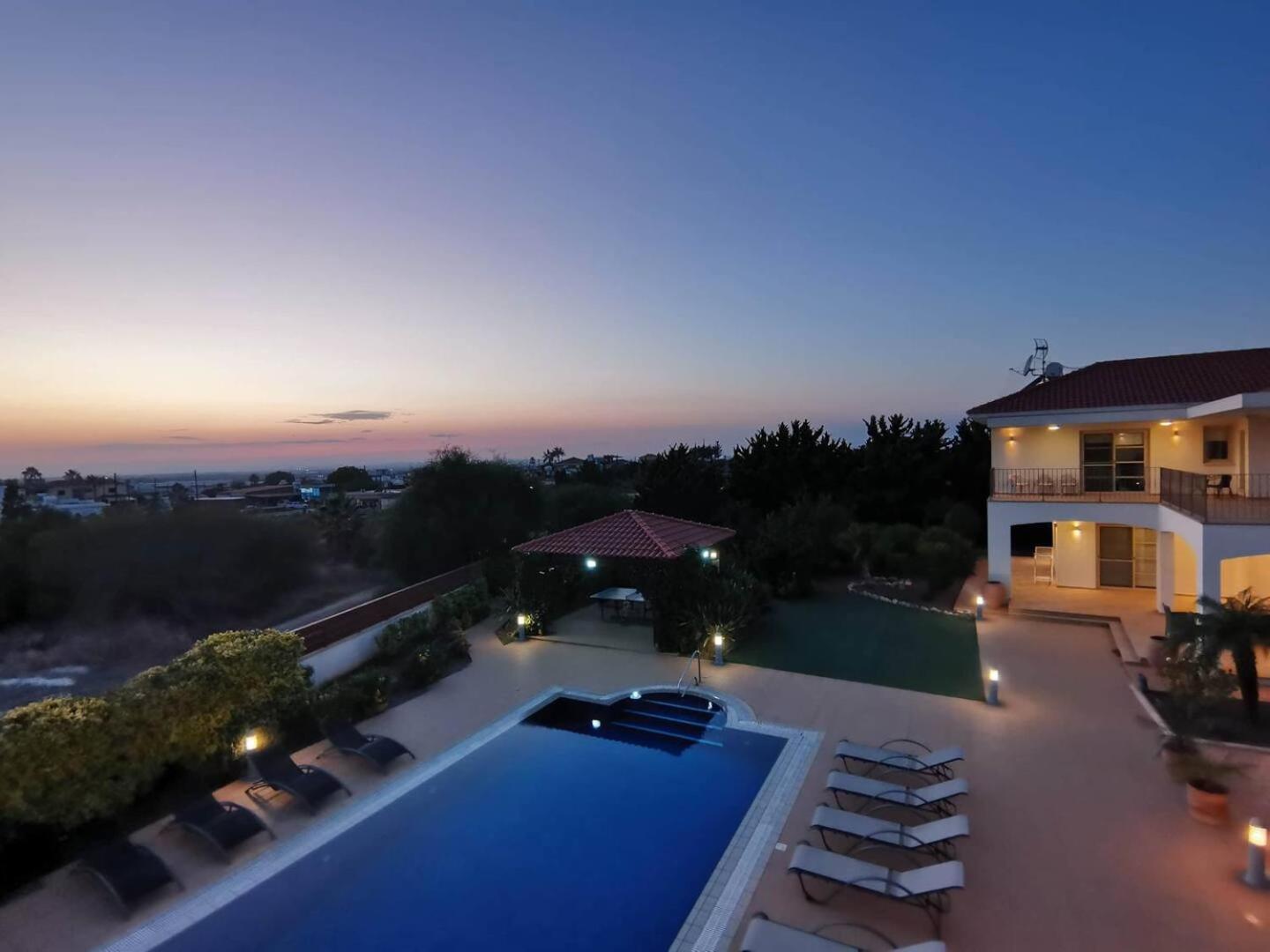 Orchard Blossom Private Villa With Pool Phrenaros Exterior photo
